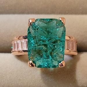 Green zircon 925 silver plated ring
